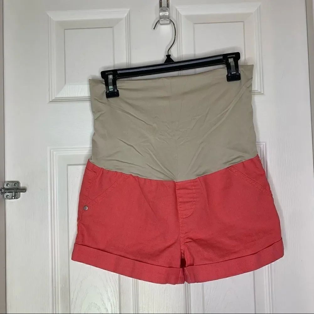Celebrity Pink Full Panel Coral Maternity Shorts Size Small